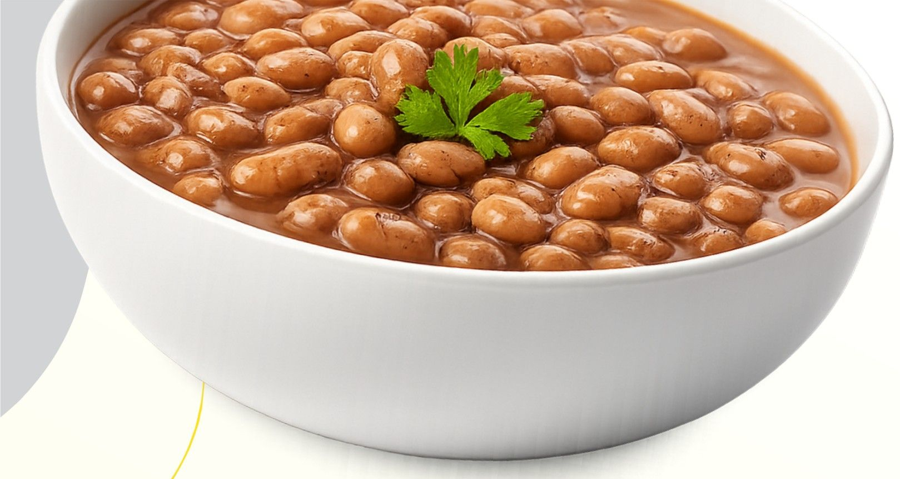 Bowl de feijão carioca cozido, pronto para servir